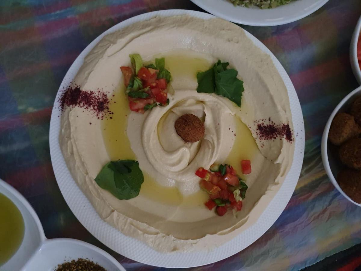 Happy Bedouin House Petra Bed and Breakfast Al Hayy Exteriör bild