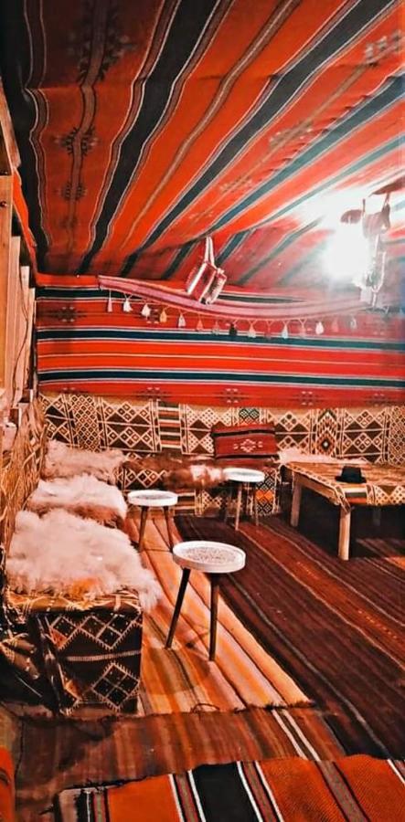 Happy Bedouin House Petra Bed and Breakfast Al Hayy Exteriör bild