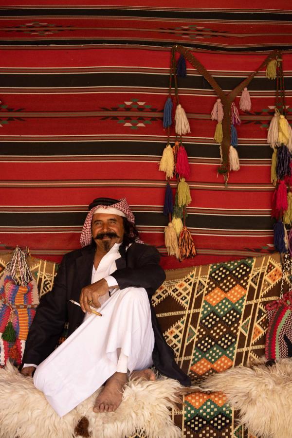 Happy Bedouin House Petra Bed and Breakfast Al Hayy Exteriör bild